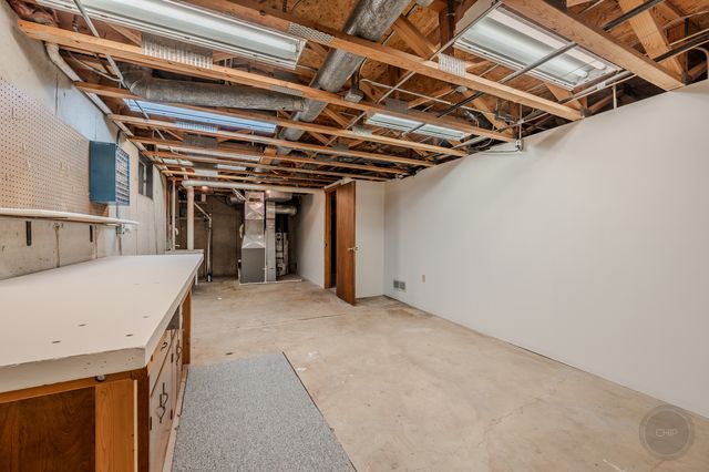 2413 Flambeau Drive, Naperville, IL 60564