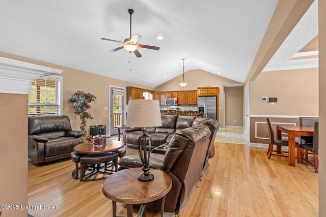 90 Chancellor Ct Ct, Elizabethtown, KY 42701