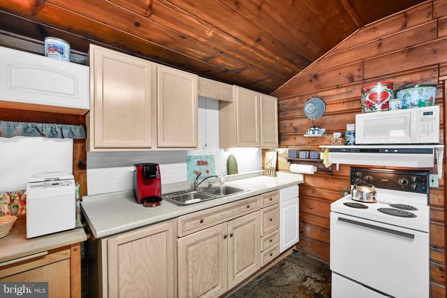 BUNGALOW A8 COTTAGE LN SLATER RD, Reading, PA 19605