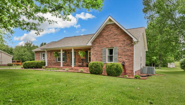 1120 Oak Plains Rd, Clarksville, TN 37043