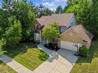 550 Fairfield Court, Canton Charter Township, MI 48188