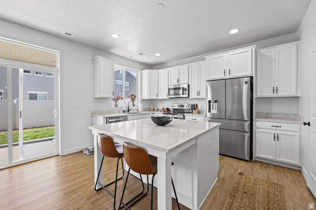 2112 W 3250 S, Syracuse, UT 84075