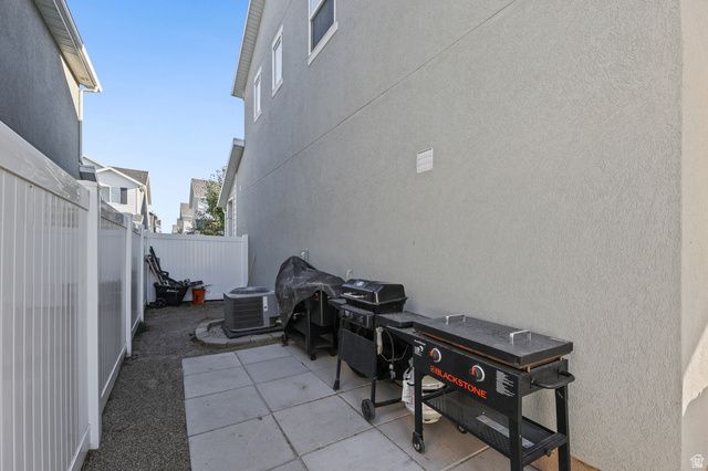 2112 W 3250 S, Syracuse, UT 84075