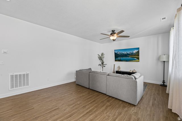 2112 W 3250 S, Syracuse, UT 84075
