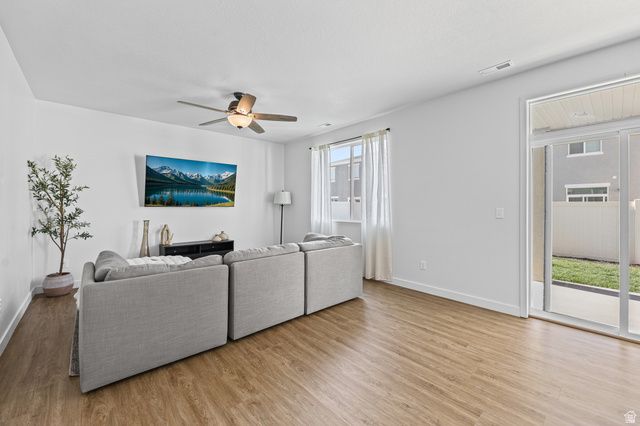 2112 W 3250 S, Syracuse, UT 84075