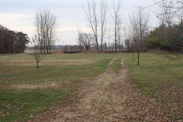 9546 W 700 South, Francesville, IN 47946