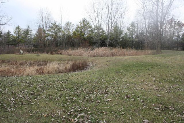 9546 W 700 South, Francesville, IN 47946