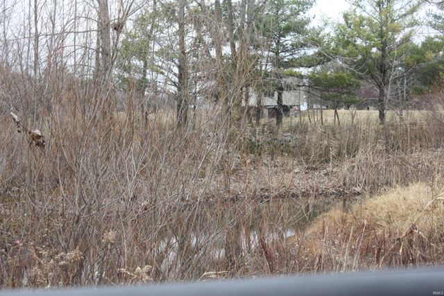 9546 W 700 South, Francesville, IN 47946