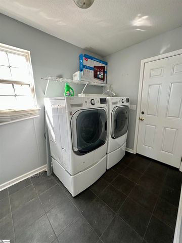 1 Kingscreek Drive, Greer, SC 29650