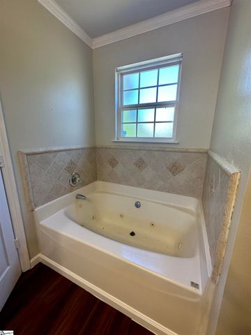 1 Kingscreek Drive, Greer, SC 29650