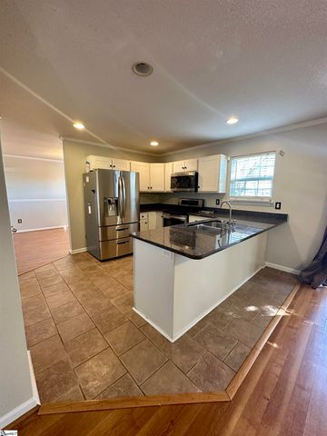 1 Kingscreek Drive, Greer, SC 29650