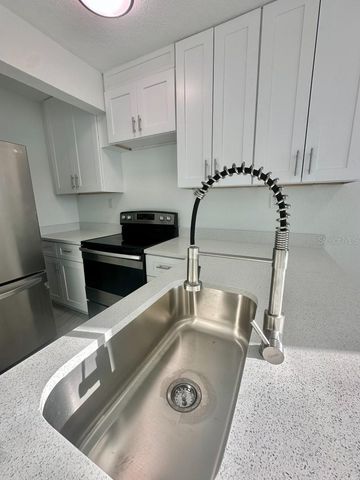 150 147TH AVENUE E, Madeira Beach, FL 33708