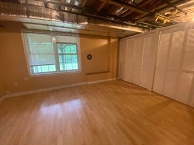 `100 Nutting Rd B5, Westford, MA 01886