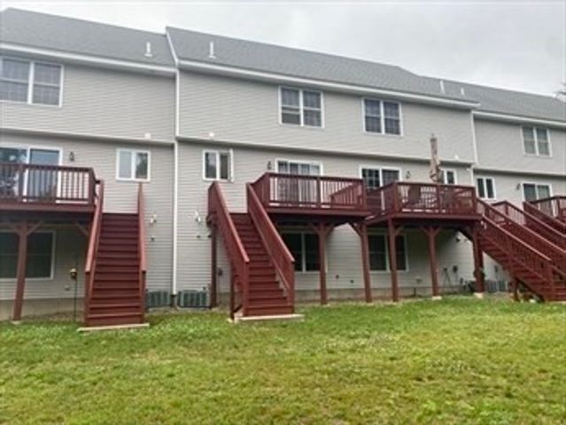 `100 Nutting Rd B5, Westford, MA 01886