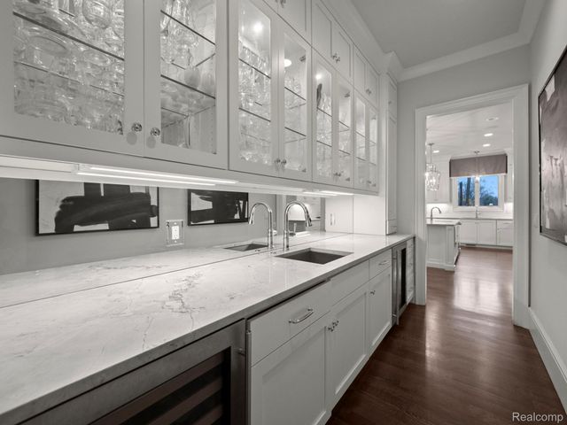 32890 Whatley Road, Franklin Village, MI 48025