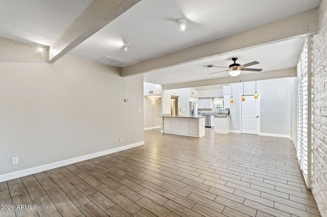 7840 N 7TH Street 1, Phoenix, AZ 85020