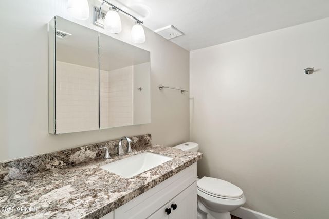 7840 N 7TH Street 1, Phoenix, AZ 85020