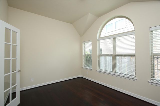34 Estherwood Place, The Woodlands, TX 77354