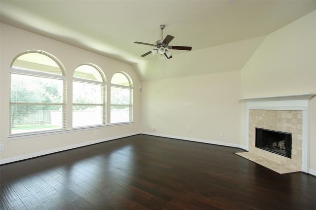 34 Estherwood Place, The Woodlands, TX 77354