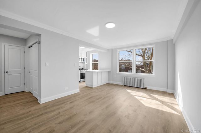 141-37 Union Turnpike 2-O, Flushing, NY 11367