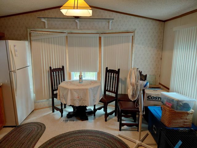 W10508 N ZAK LANE, Crivitz, WI 54114