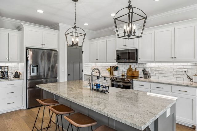 7890 Poplar Hill Rd, Watertown, TN 37184