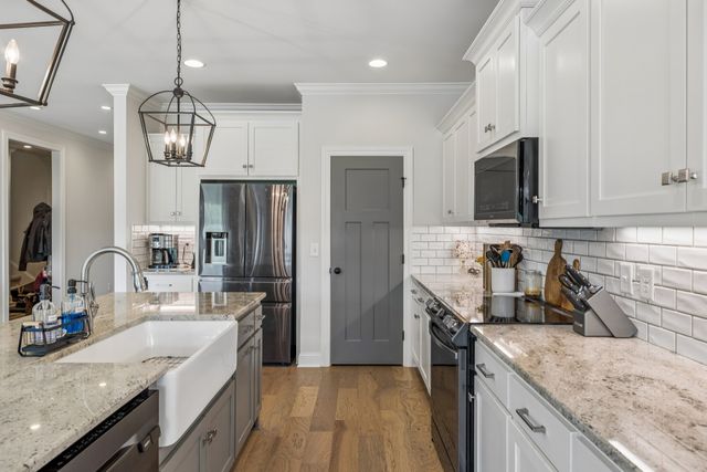 7890 Poplar Hill Rd, Watertown, TN 37184