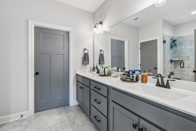7890 Poplar Hill Rd, Watertown, TN 37184