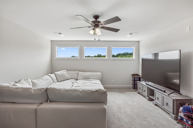 7890 Poplar Hill Rd, Watertown, TN 37184