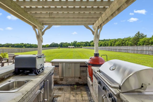 7890 Poplar Hill Rd, Watertown, TN 37184
