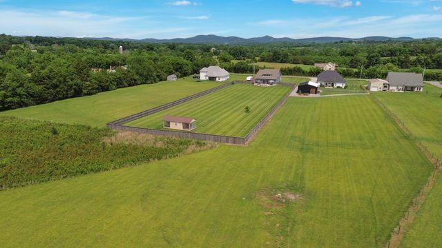 7890 Poplar Hill Rd, Watertown, TN 37184