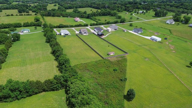 7890 Poplar Hill Rd, Watertown, TN 37184