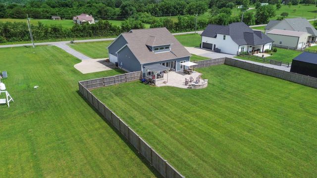 7890 Poplar Hill Rd, Watertown, TN 37184