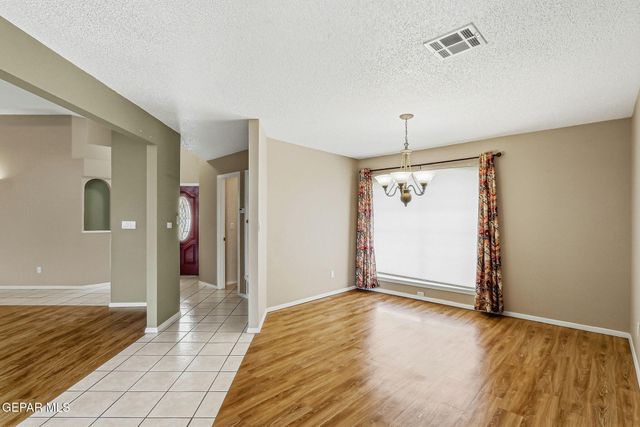 6413 LA CADENA Drive, El Paso, TX 79912