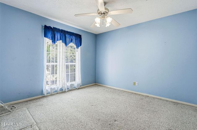 6413 LA CADENA Drive, El Paso, TX 79912