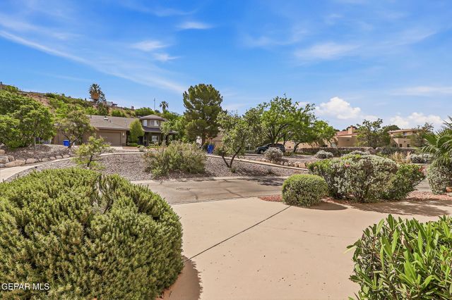 6413 LA CADENA Drive, El Paso, TX 79912