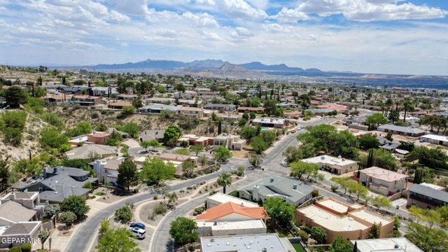 6413 LA CADENA Drive, El Paso, TX 79912