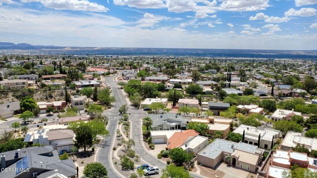 6413 LA CADENA Drive, El Paso, TX 79912