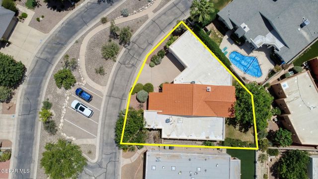 6413 LA CADENA Drive, El Paso, TX 79912