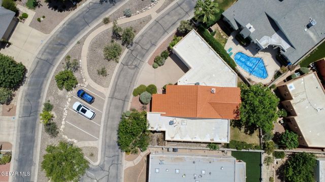 6413 LA CADENA Drive, El Paso, TX 79912