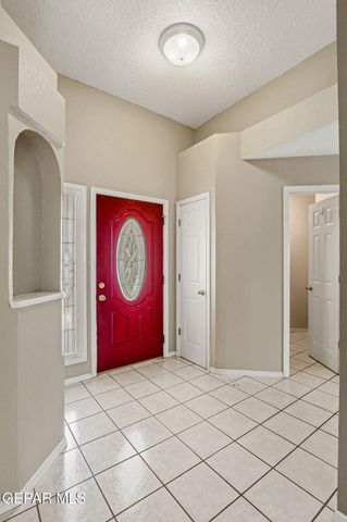 6413 LA CADENA Drive, El Paso, TX 79912