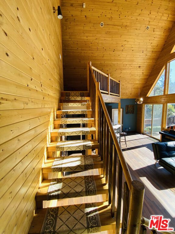 Image 14 of property listing at 3821 North End Drive, Frazier Park, CA 93225