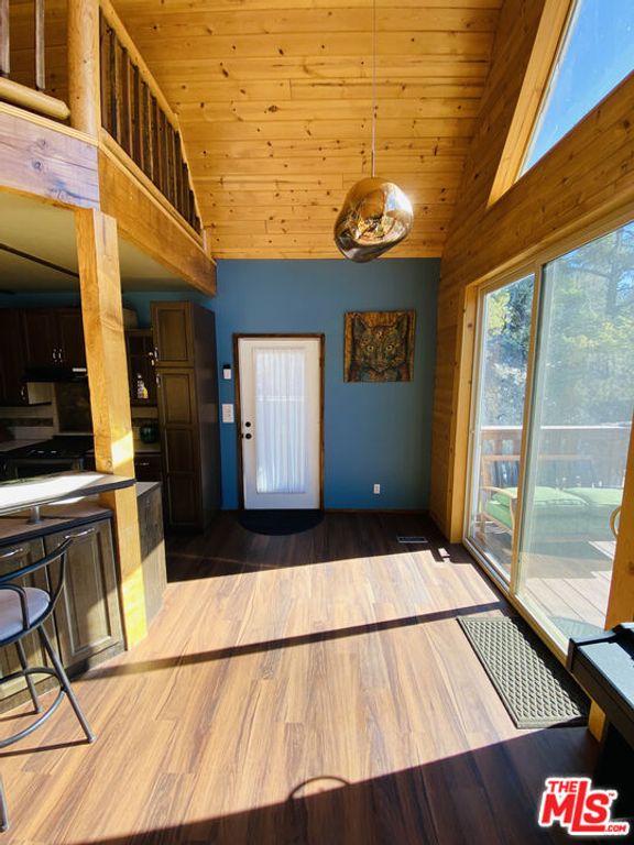 Image 18 of property listing at 3821 North End Drive, Frazier Park, CA 93225