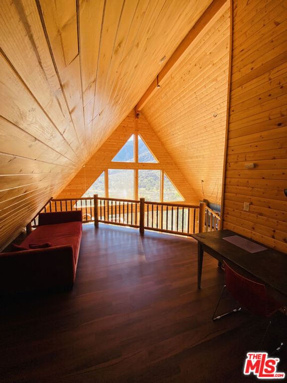 Image 23 of property listing at 3821 North End Drive, Frazier Park, CA 93225