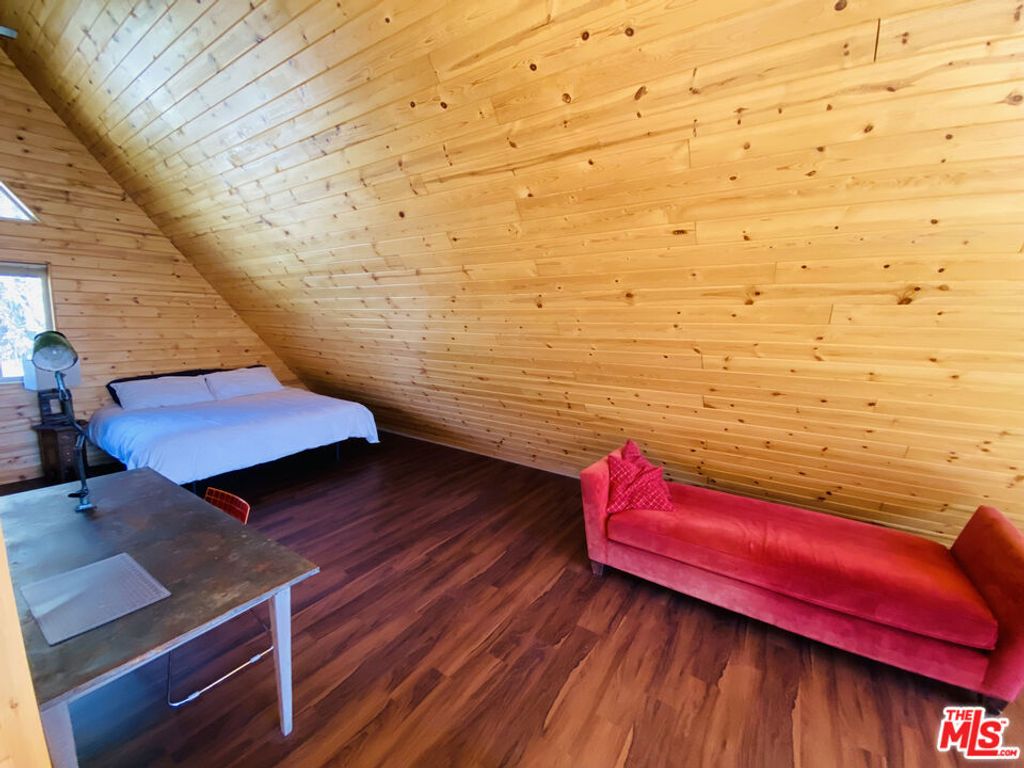 Image 24 of property listing at 3821 North End Drive, Frazier Park, CA 93225