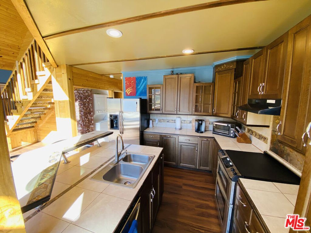 Image 38 of property listing at 3821 North End Drive, Frazier Park, CA 93225