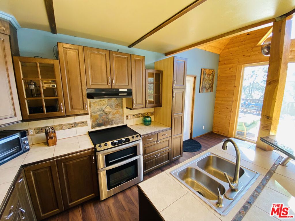 Image 39 of property listing at 3821 North End Drive, Frazier Park, CA 93225