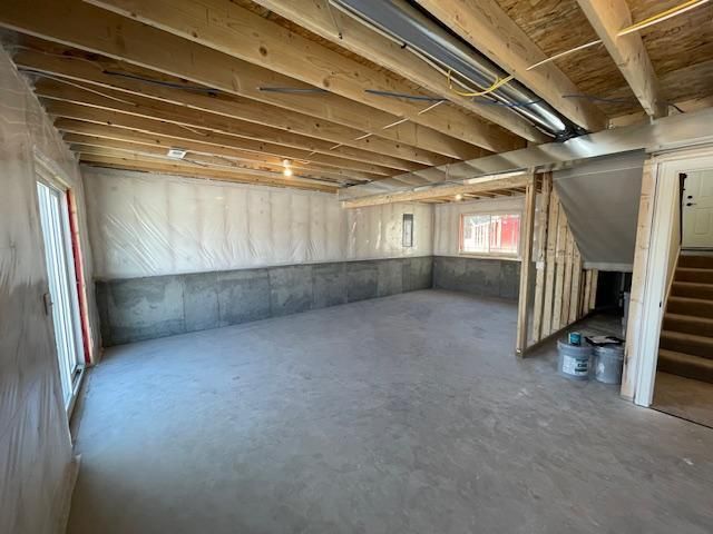 2564 341st Avenue NW, Cambridge, MN 55008