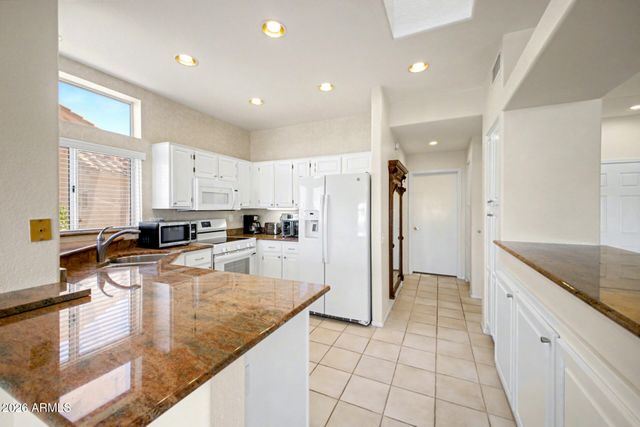 15536 W SKY HAWK Drive, Sun City West, AZ 85375