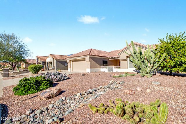 15536 W SKY HAWK Drive, Sun City West, AZ 85375